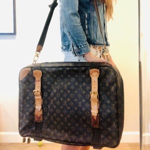 SOLD ON M! SELL OR TRADE! Auth Louis Vuitton Lugga